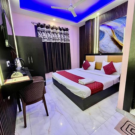 Jupiter Plaza Delhi Airport Otel Yeni Delhi Dış mekan fotoğraf