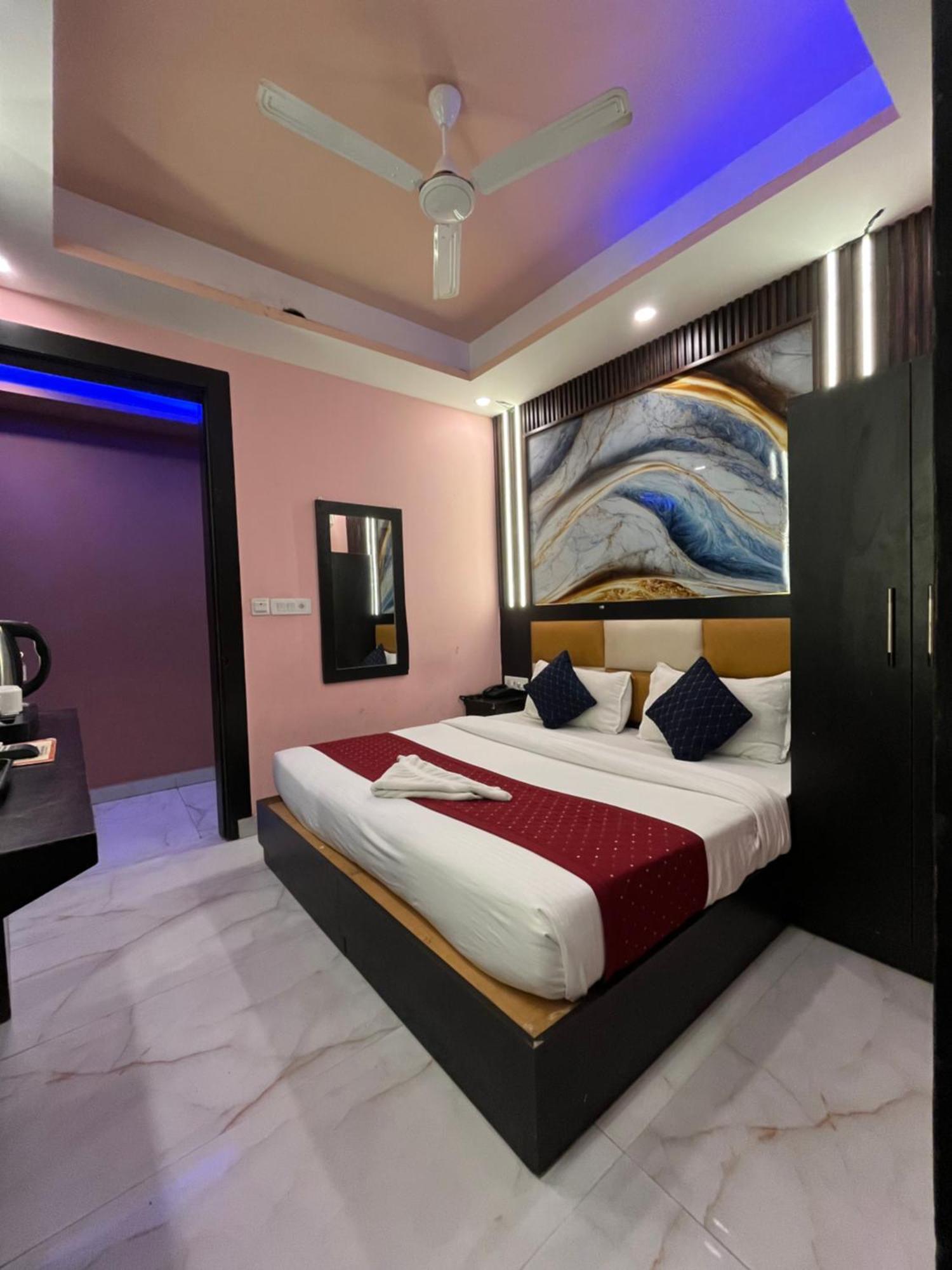 Jupiter Plaza Delhi Airport Otel Yeni Delhi Dış mekan fotoğraf