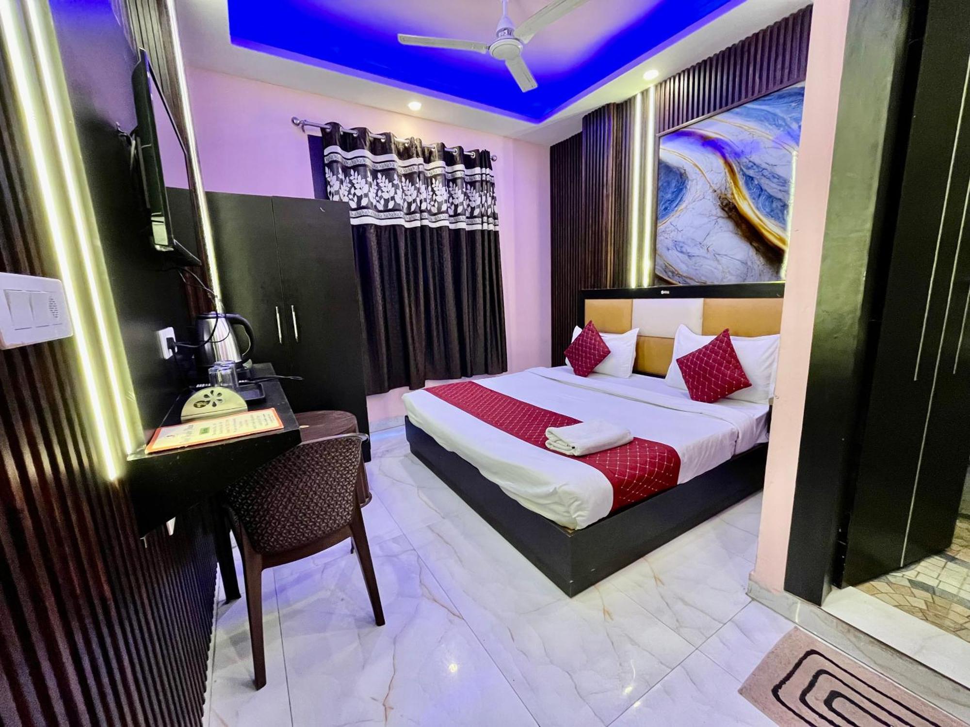 Jupiter Plaza Delhi Airport Otel Yeni Delhi Dış mekan fotoğraf