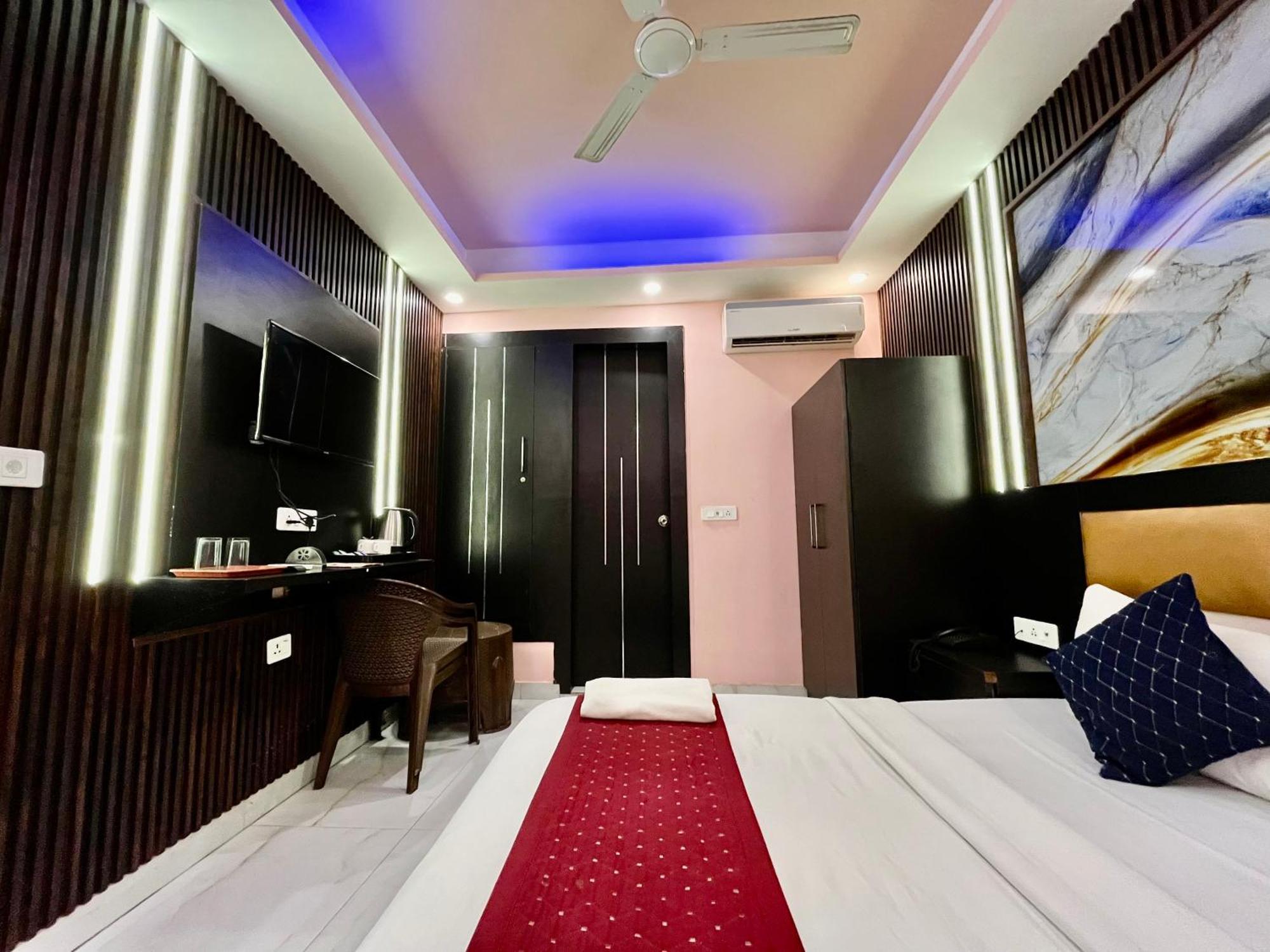 Jupiter Plaza Delhi Airport Otel Yeni Delhi Dış mekan fotoğraf