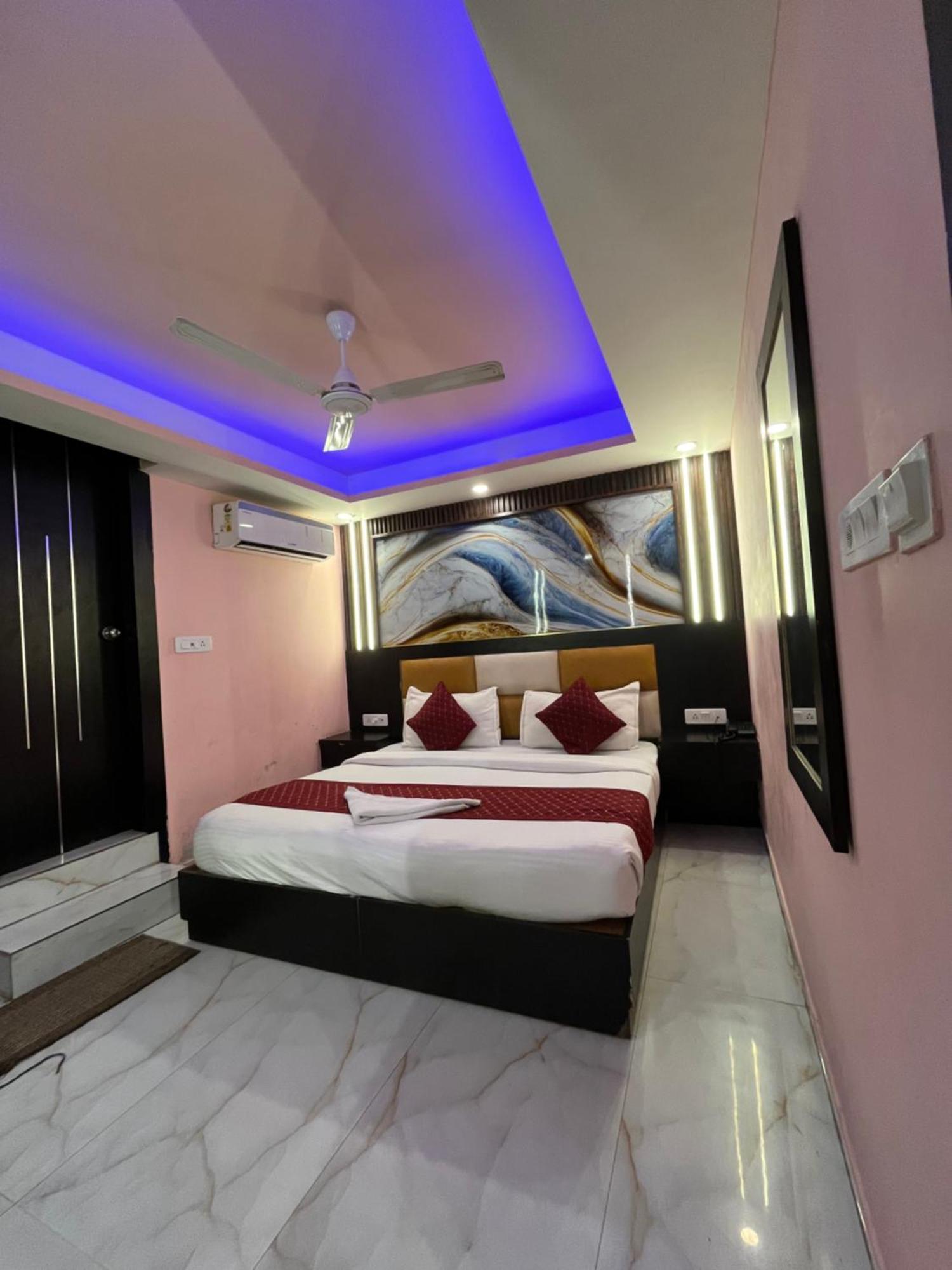 Jupiter Plaza Delhi Airport Otel Yeni Delhi Dış mekan fotoğraf