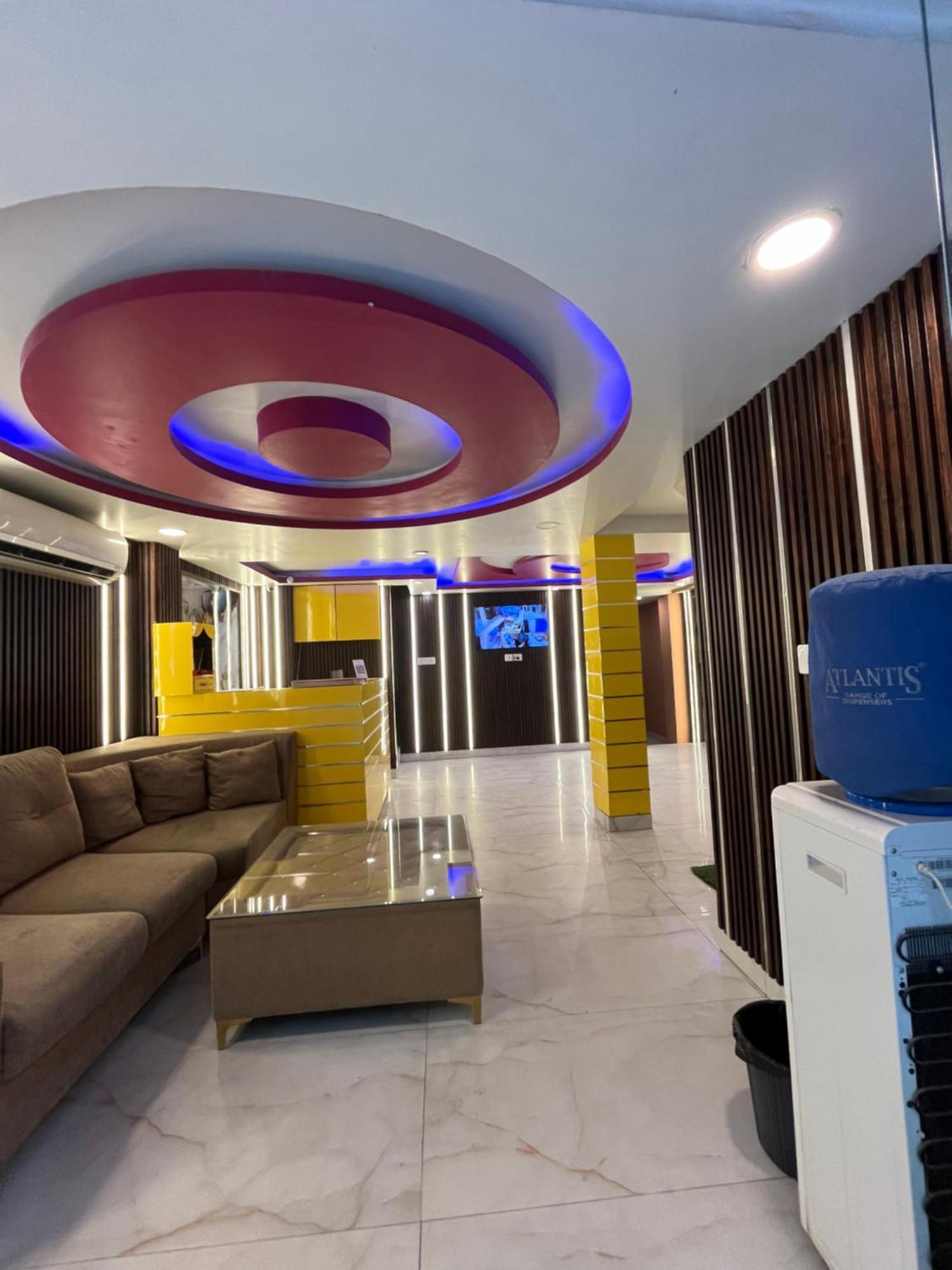 Jupiter Plaza Delhi Airport Otel Yeni Delhi Dış mekan fotoğraf
