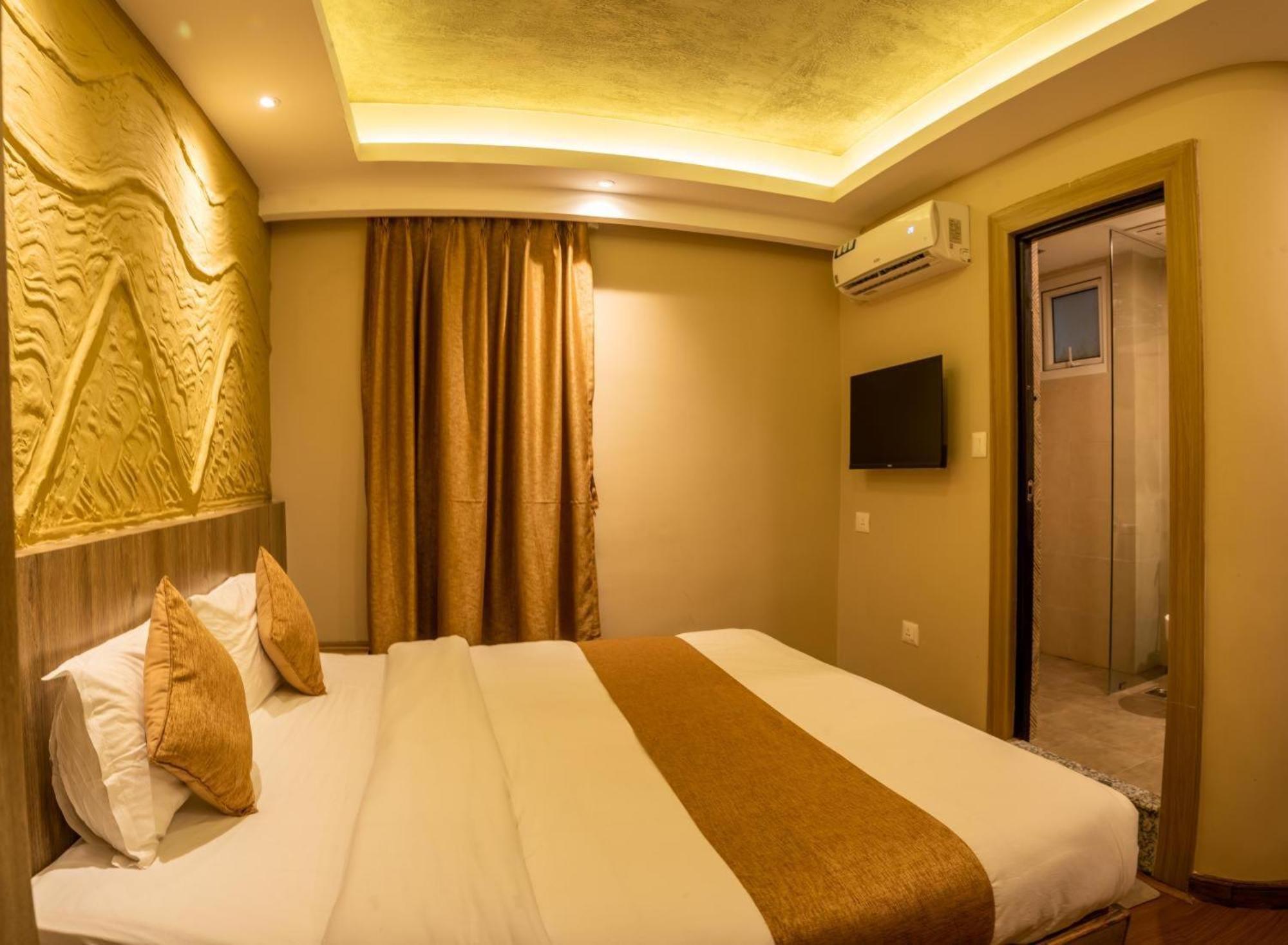 Jupiter Plaza Delhi Airport Otel Yeni Delhi Dış mekan fotoğraf